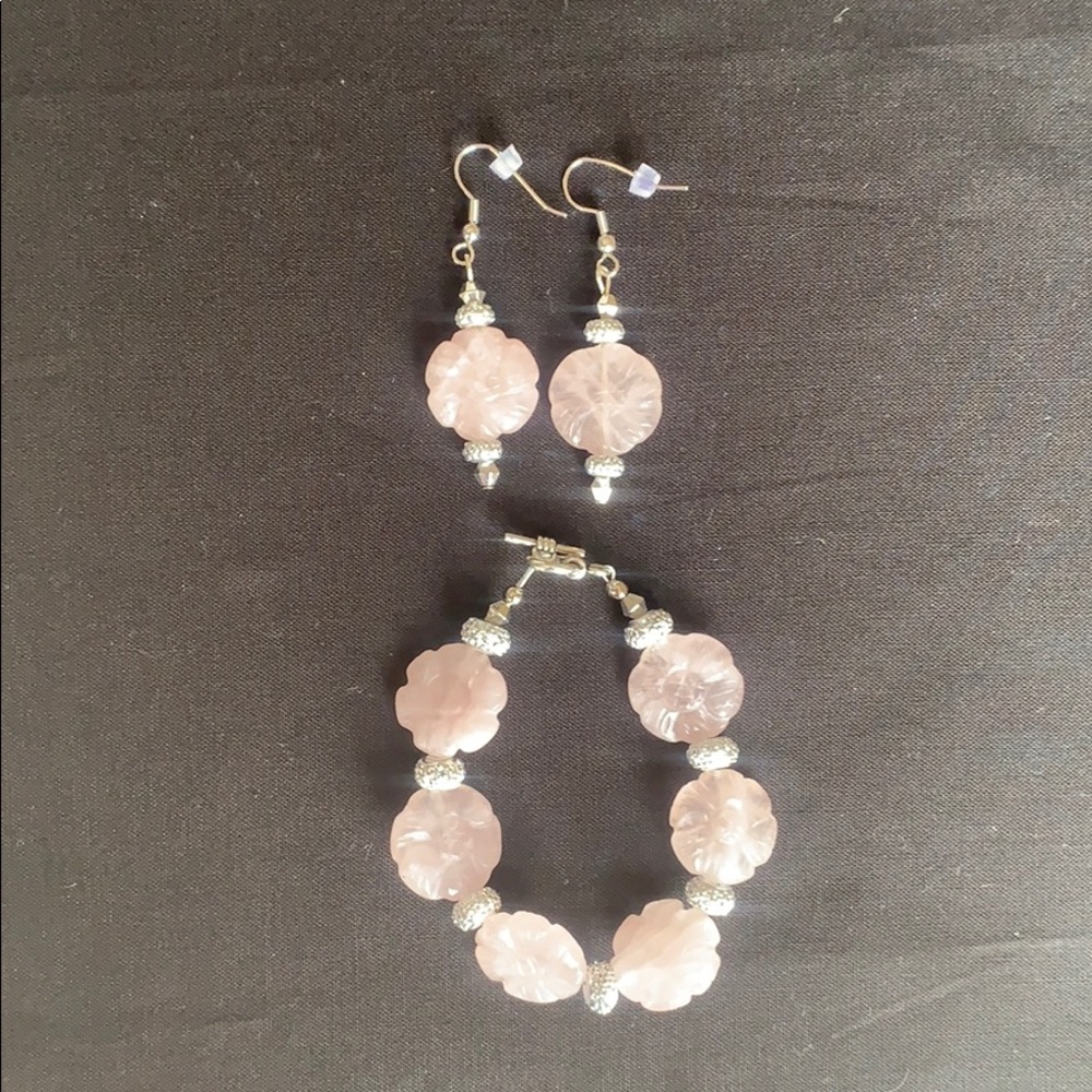 2073 Rose (pink) quartz flower bracelet/earrings - Picture 3 of 6